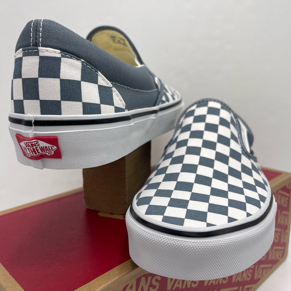 Vans WMNS Sneakers Classic Slip-On
Color Theory Checkerboard
Stormy Weather - Picture 6 of 16